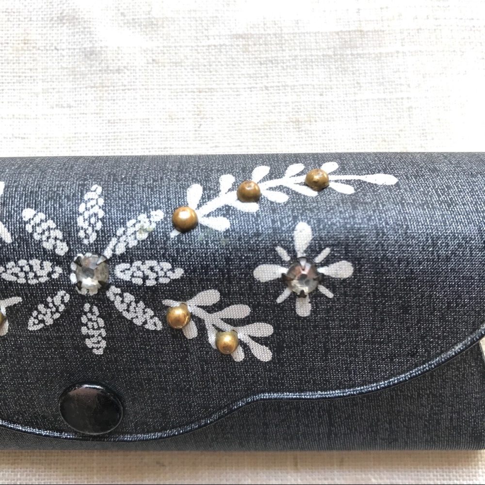 Vintage glasses case - Picture 2 of 5